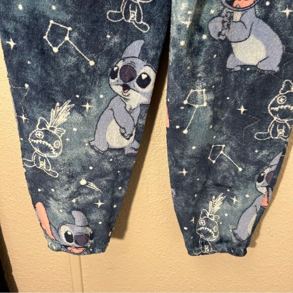 Disney Women’s Pajamas Lilo & Stitch Fleeced Jogggers Size Small - Picture 12 of 15